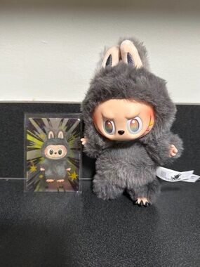 Authentic V3 Big Into Energy Labubu - SECRET ID